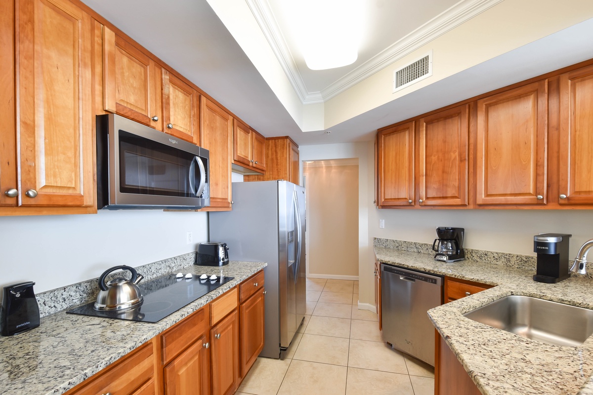 Silver Beach Towers West 1203- Fully Equipped Kitchen
