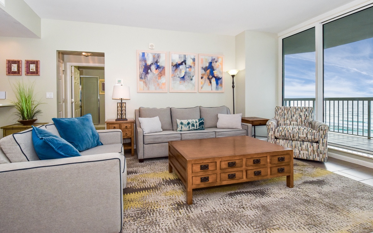 Silver Beach Towers W602