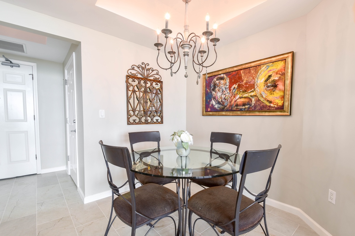 Silver Beach Towers West 305- Dining Area