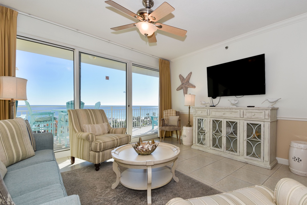 Sterling Shores 602- Living Area