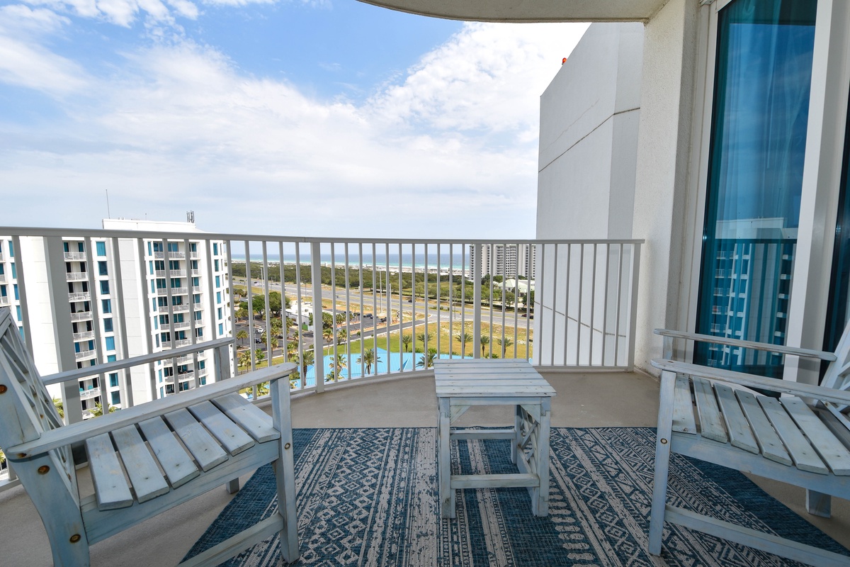 The Palms of Destin 21213 - Relax on the Balcony