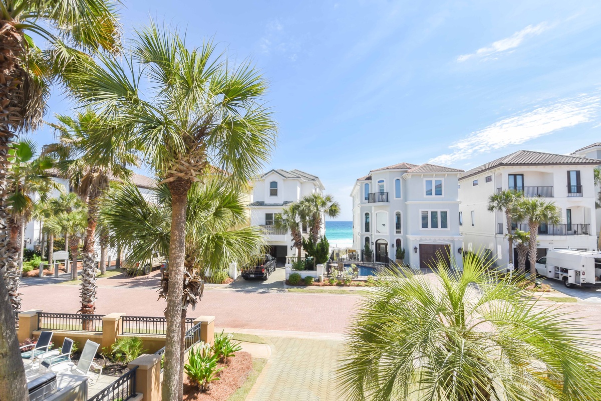 Absolute Destiny - Balcony View