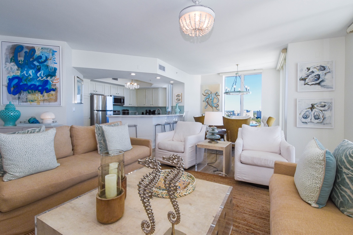 Silver Beach Towers E1601