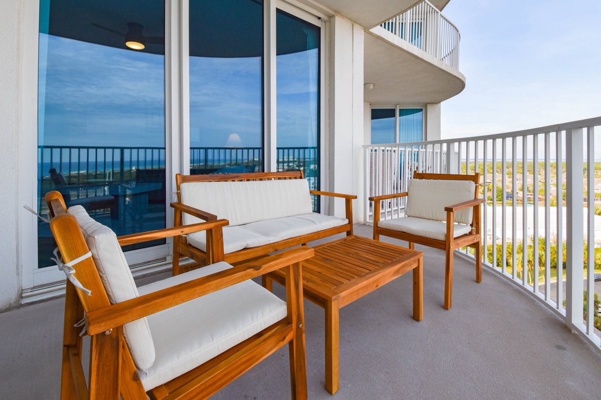 The Palms of Destin 11104 - Balcony Furniture