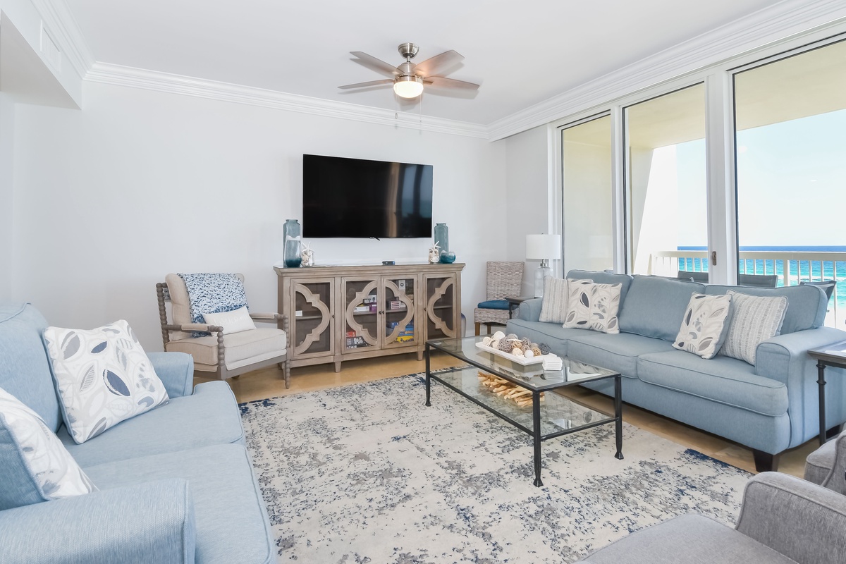 Silver Beach Towers W503