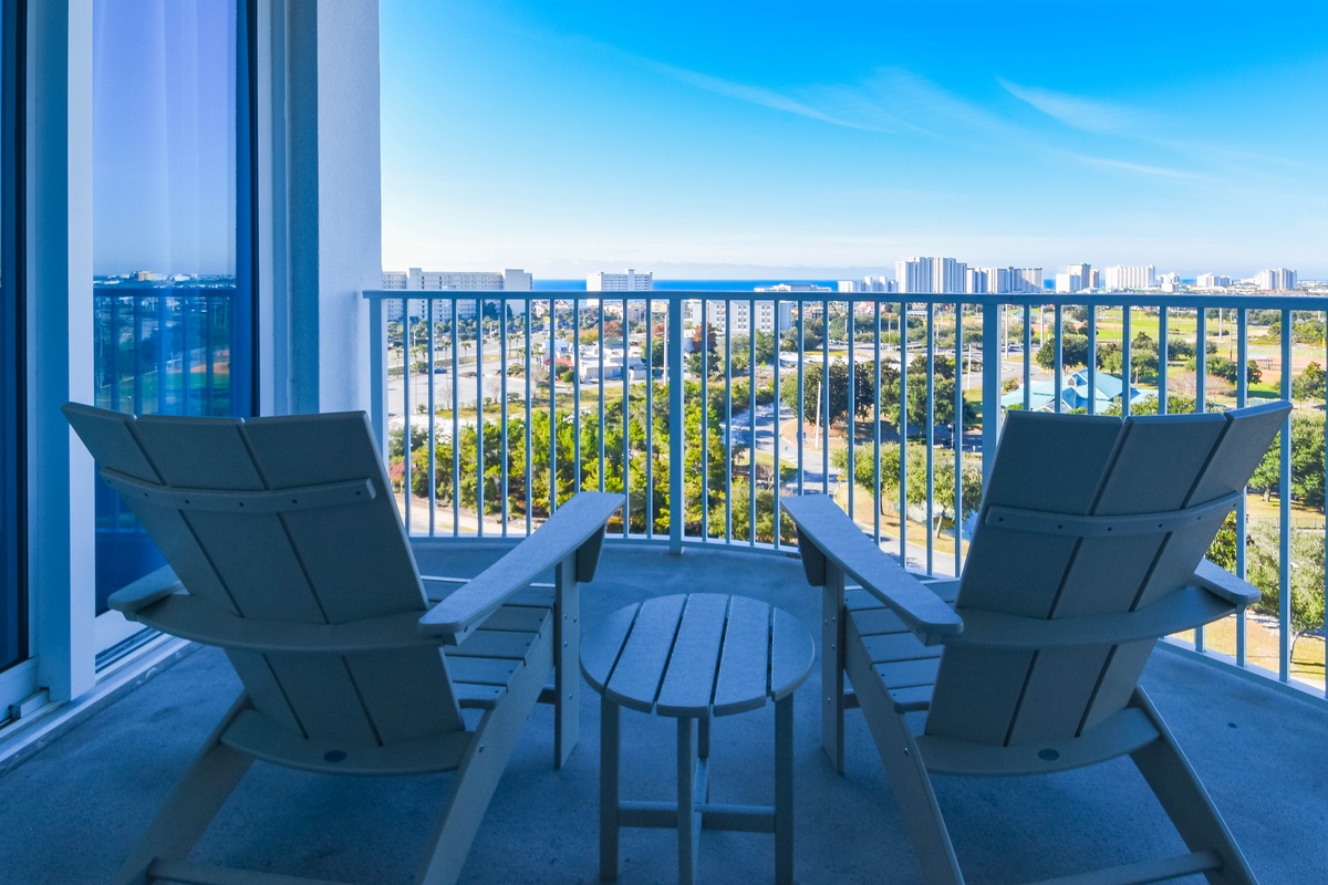 The Palms of Destin 21104 - Balcony Seating