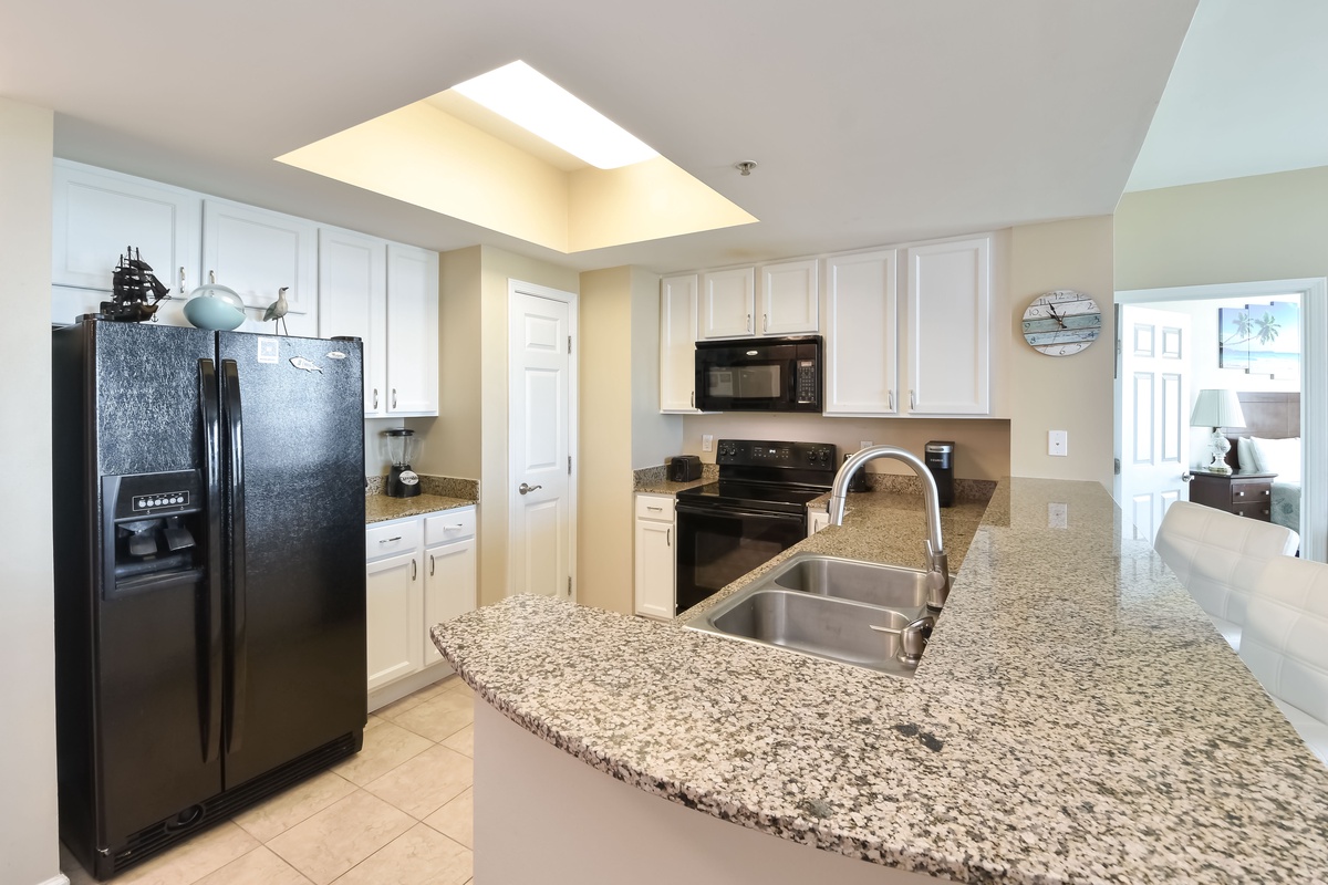The Palms of Destin 11117 - Fully Equipped Kitchen