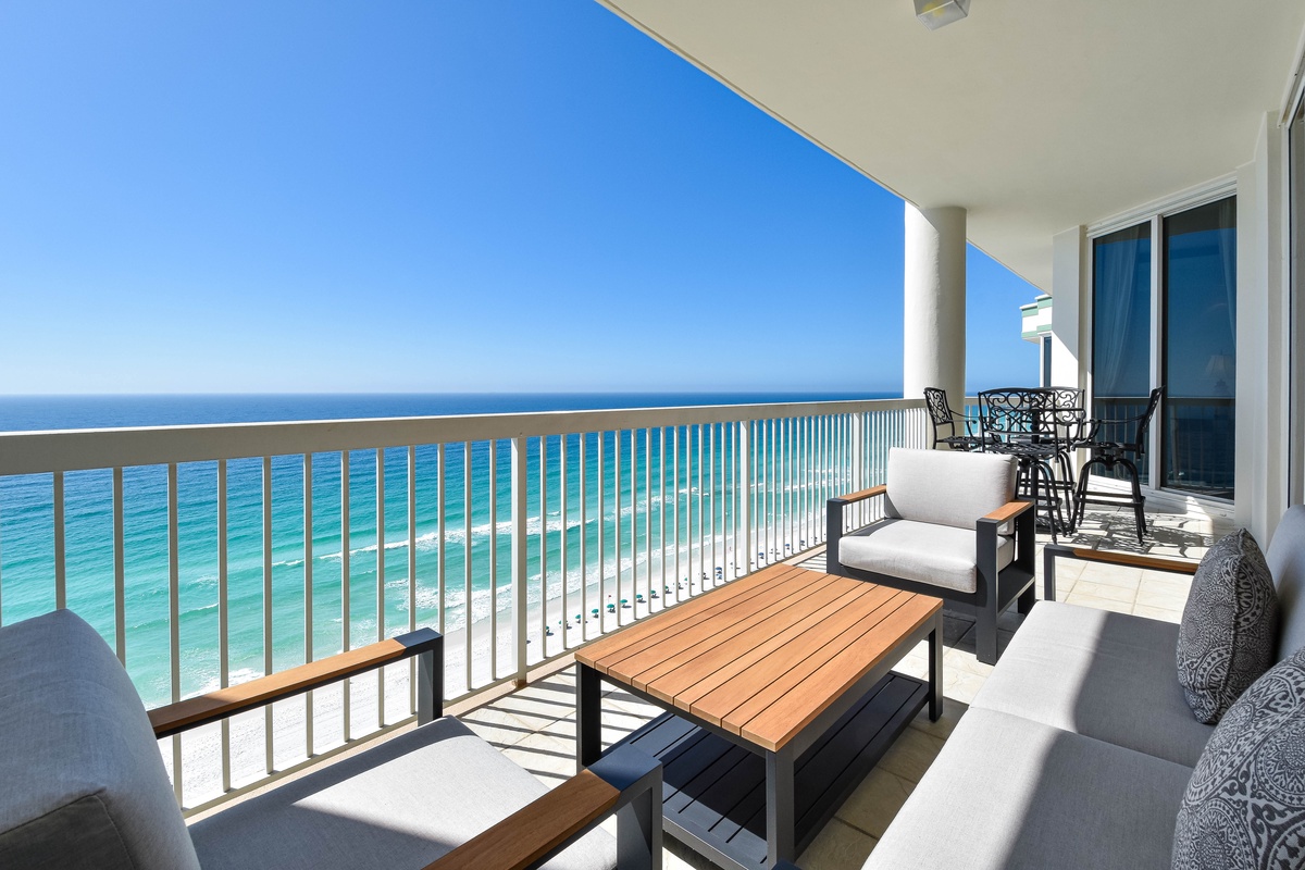Silver Beach Towers West 1803 - Balcony