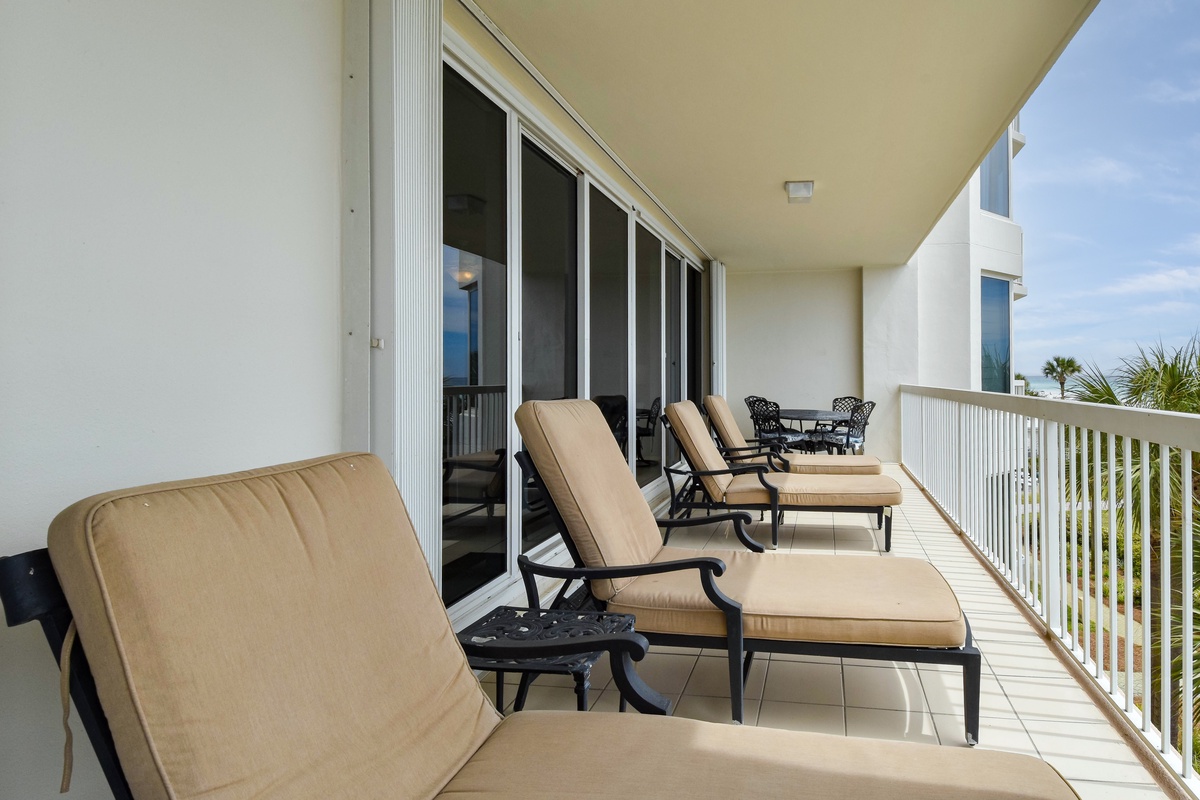 Silver Beach Towers E303 - Balcony