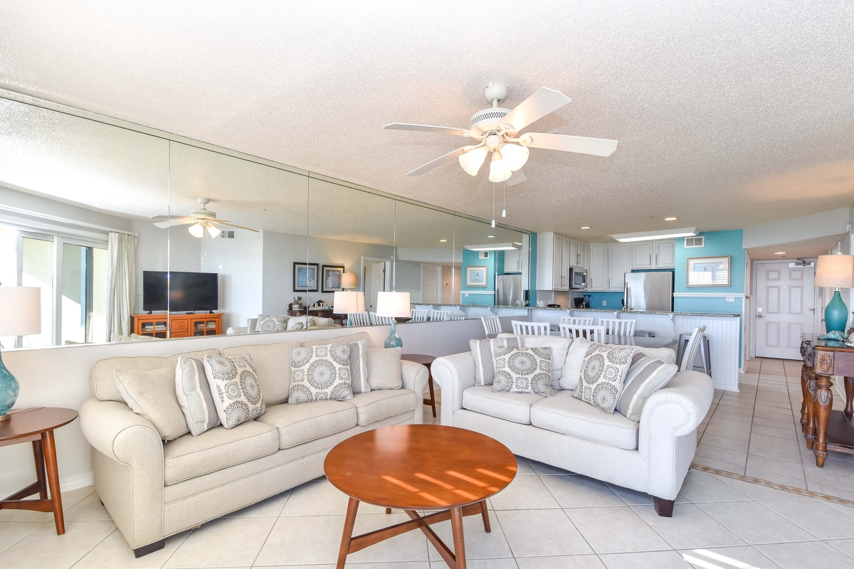 Maravilla 2205- Living Area