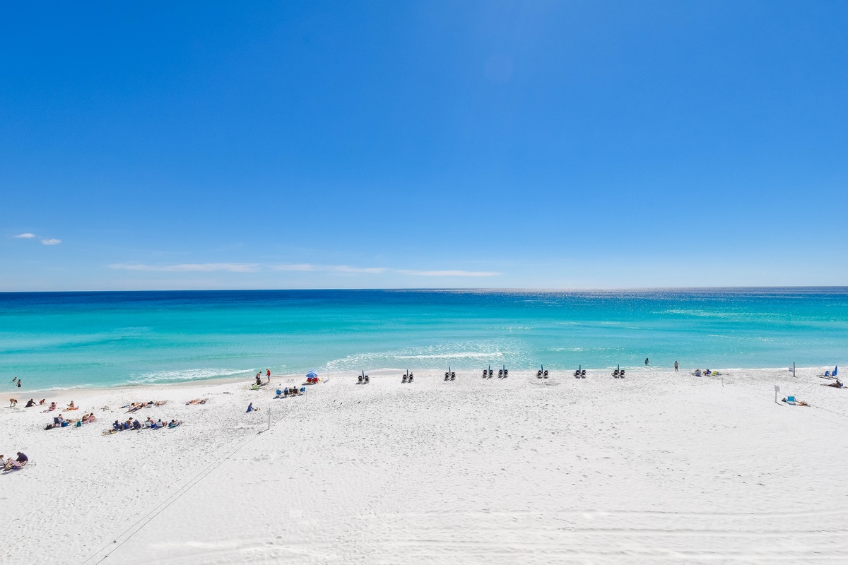 1900 Ninety Eight 401 - Balcony View