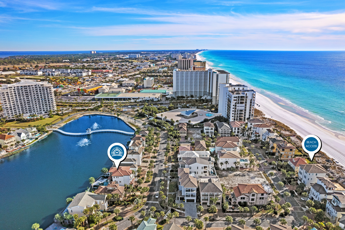 Casa Di Amore - Lakefront and Steps from the Beach!