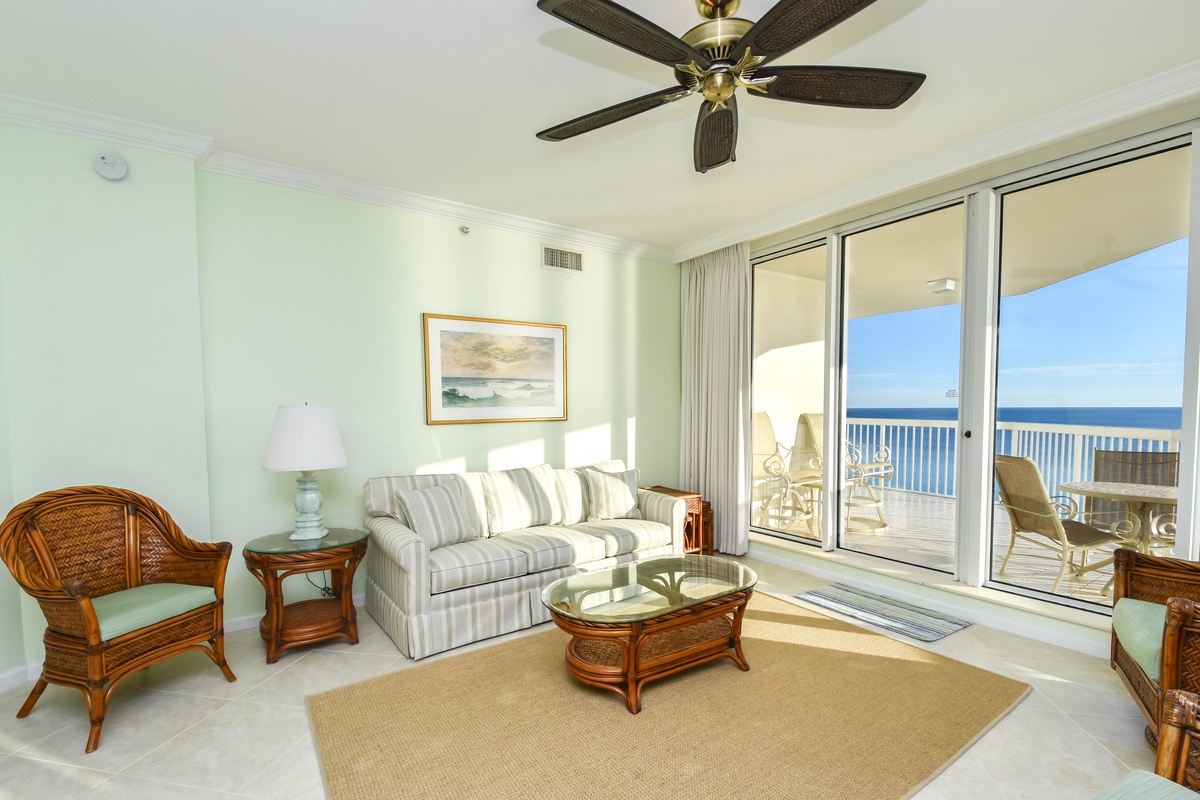 Silver Beach Towers East 806- Living Area