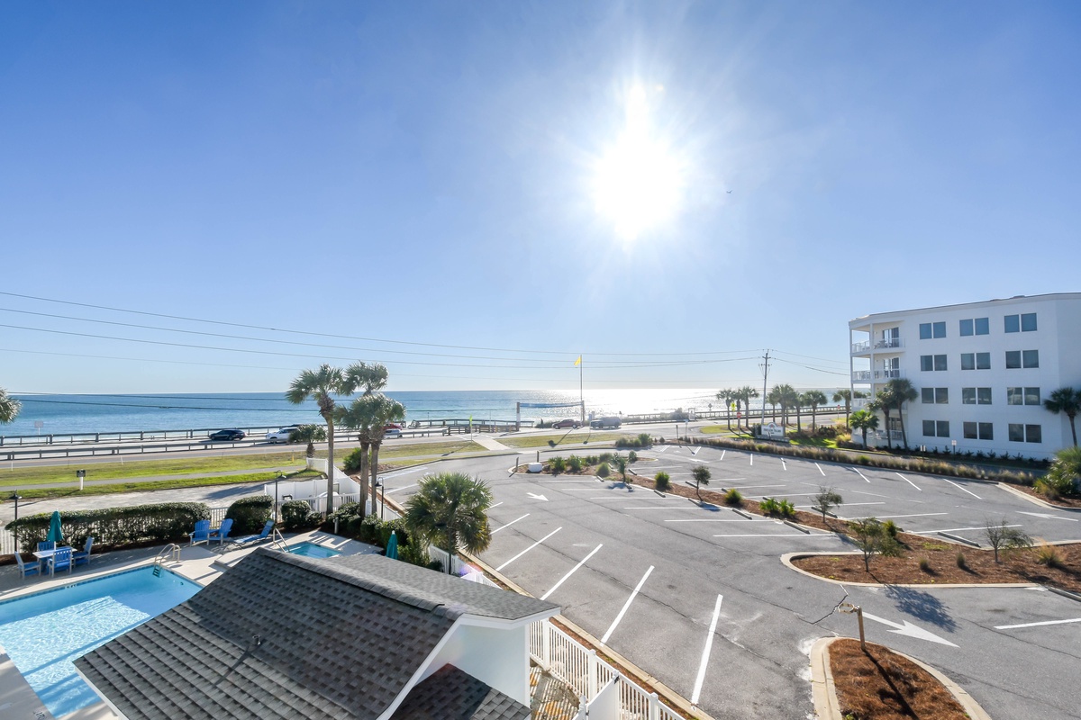 Summerspell 309 - Balcony View