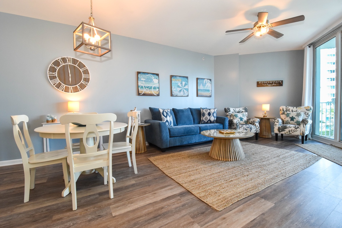 The Palms of Destin 2409 - Dining and Living Area