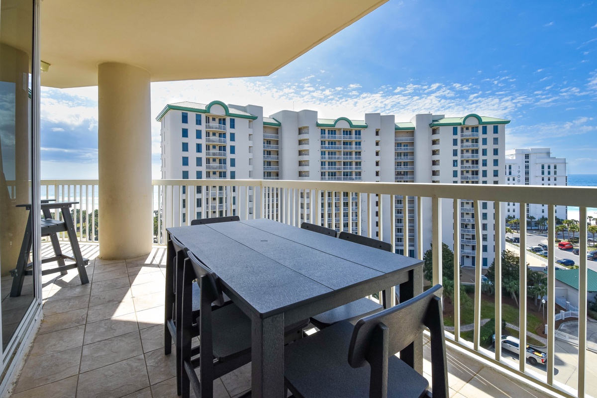 Silver Shells St. Lucia 1001 - Balcony Seating