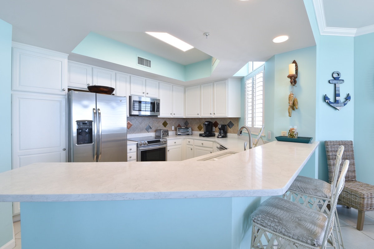 Silver Beach Towers East 1001 - Kitchen