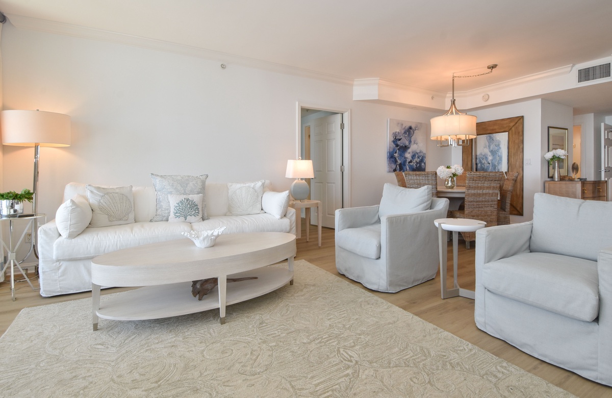 Silver Shells St. Maarten 802 -Living Area