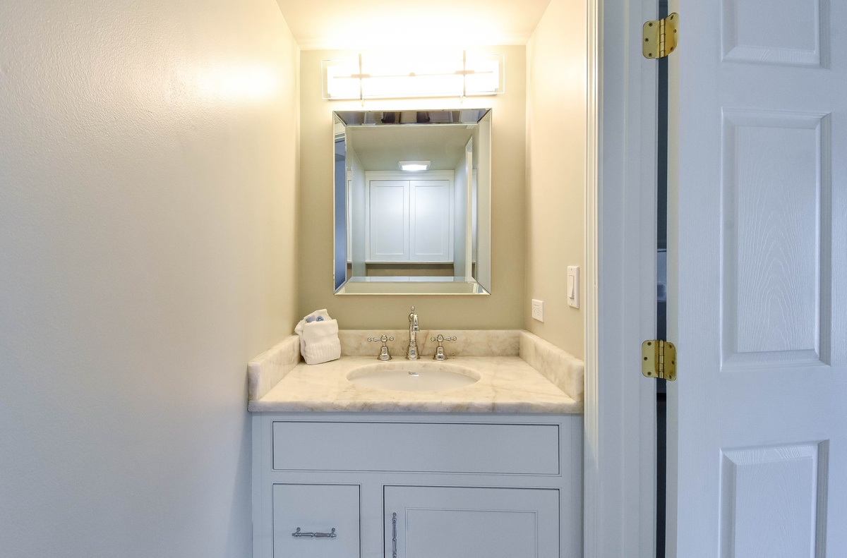 Silver Shells St. Croix Cabana 3- Half Bathroom