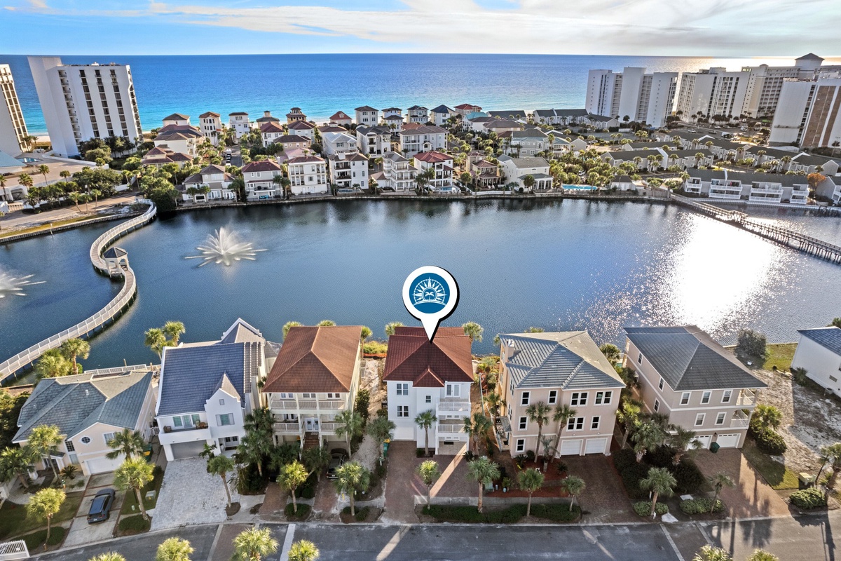 Bella Luna - Lakefront and Private Community Beach Access