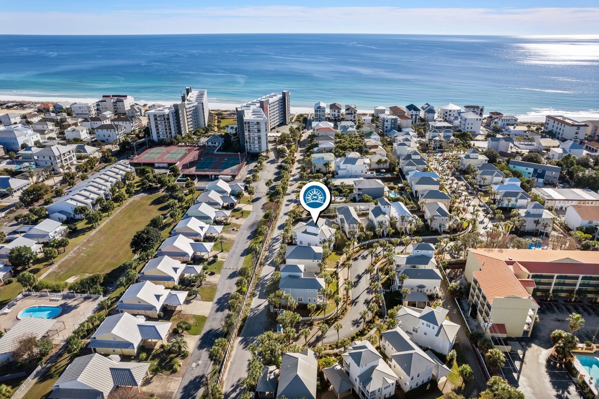 Dream Maker- Close to the Beach!