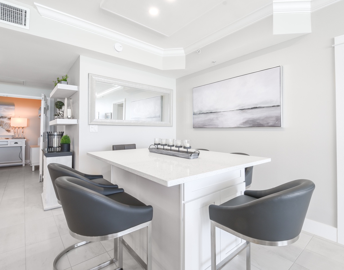 Silver Shells St. Maarten 607 - Dining Area