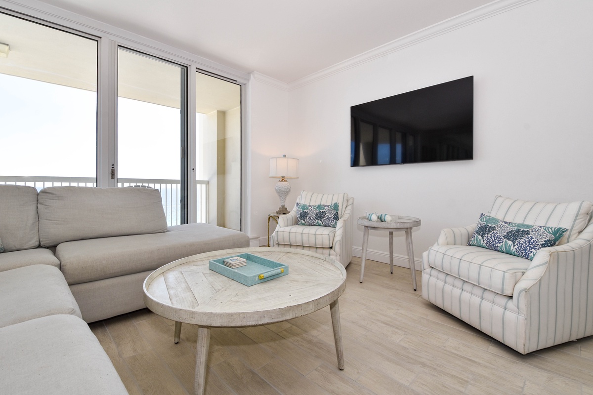 Silver Beach Towers West 1404 - Living Area