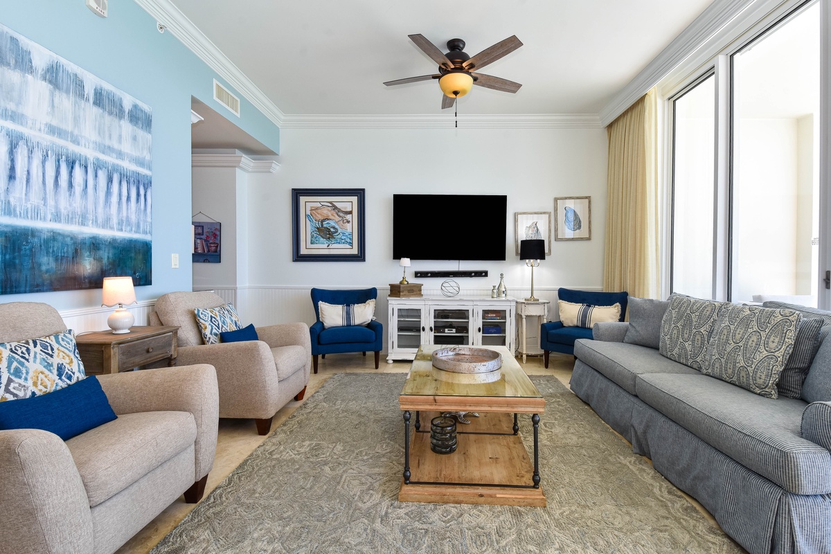 Silver Beach Towers W1803