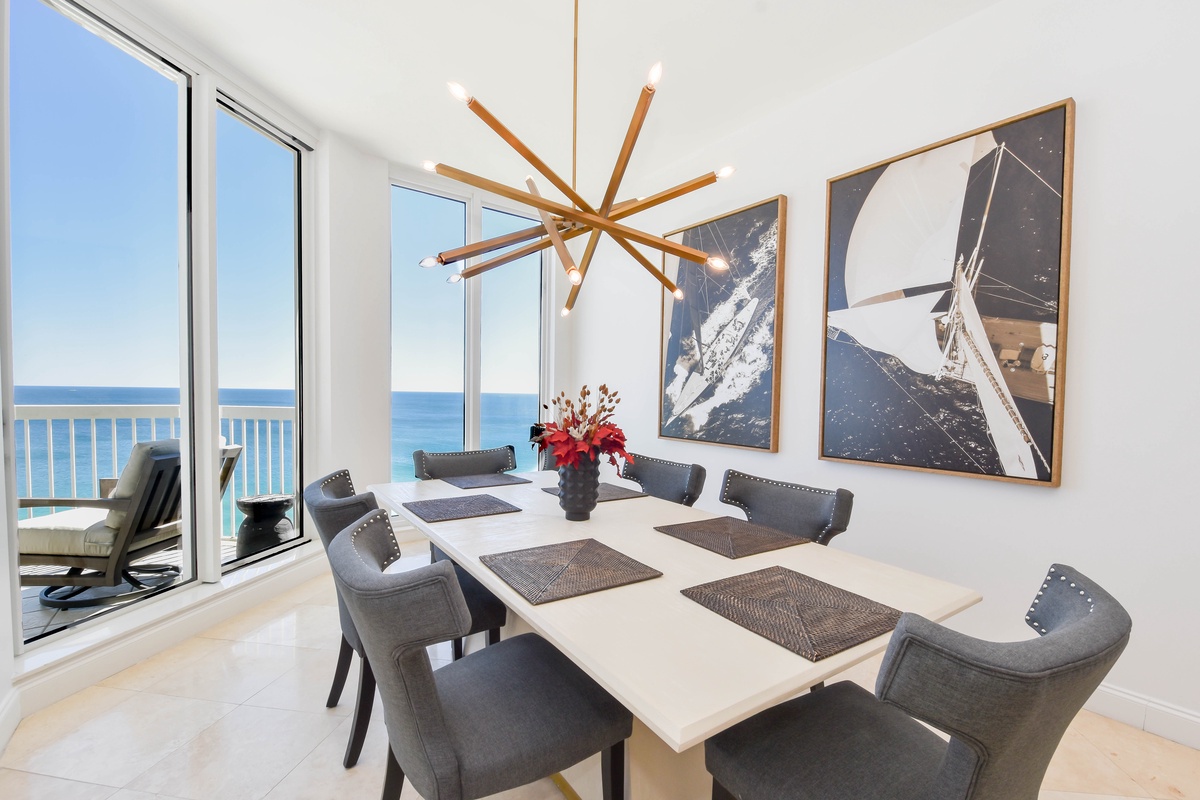 Silver Beach Towers West Penthouse 1705 - Dining Area