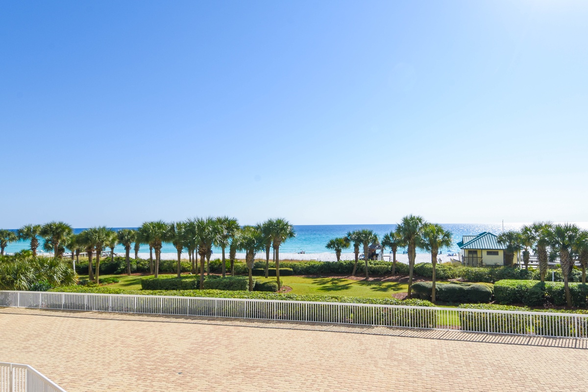 Silver Shells Maarten 308 - Balcony View