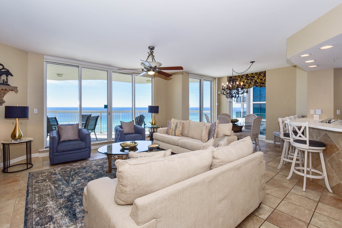 Silver Beach Towers W806