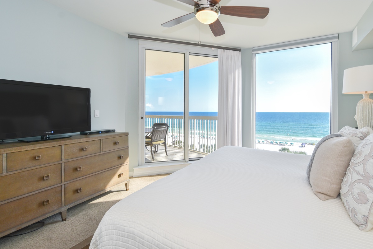 Silver Shells St. Maarten 606- Master Bedroom