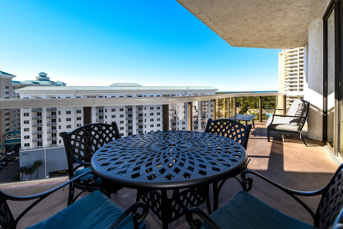 Surfside Resort 1010 - Dine Outdoors