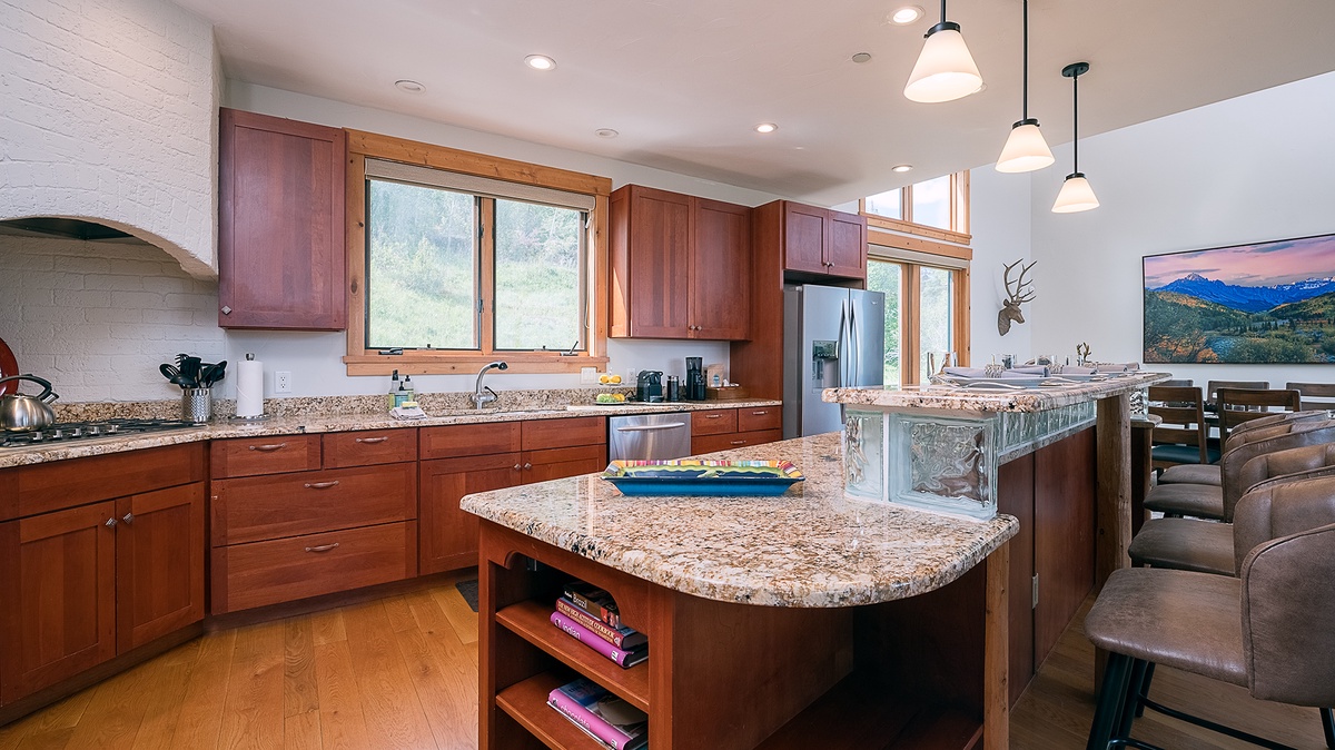 Kitchen, Main Level - Island with seating