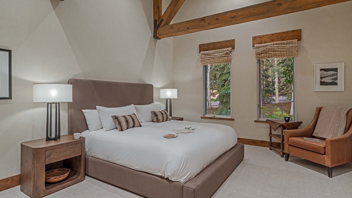 Bedroom 3, Upper Level - King suite 2