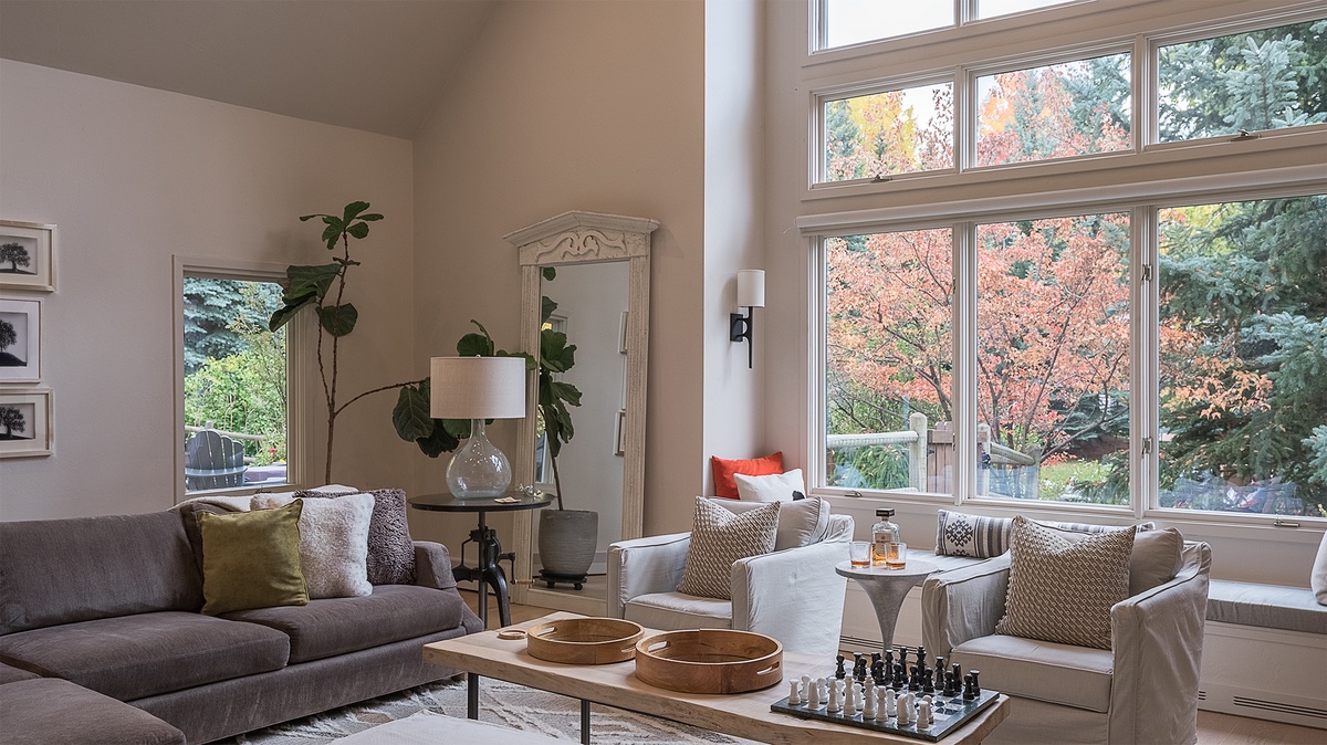 Great Room, Main Level