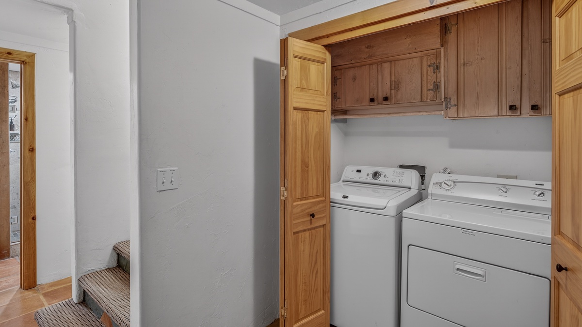 Laundry, Lower Level