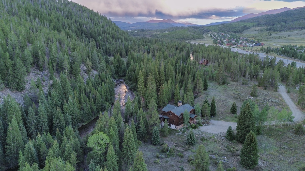 Exterior - Aerial view toward Breckenridge
