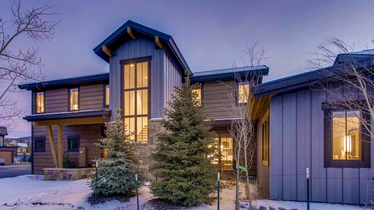 River Song on the Shores