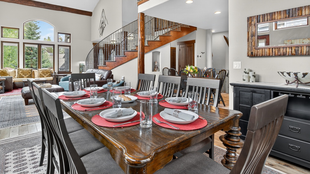 Dining Area, Main Level
