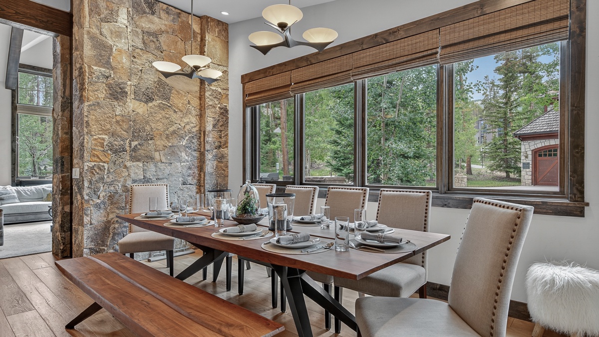 Dining Area, Main Level