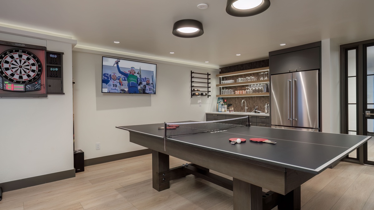 Recreation Room, Main Level - Game table