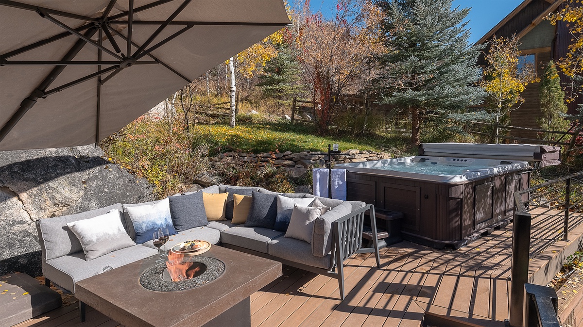 Deck, Main Level - Fire pit seating area