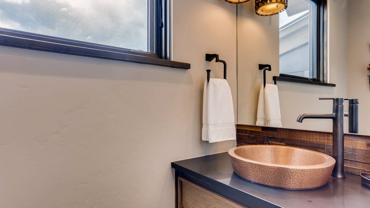 Main level powder room