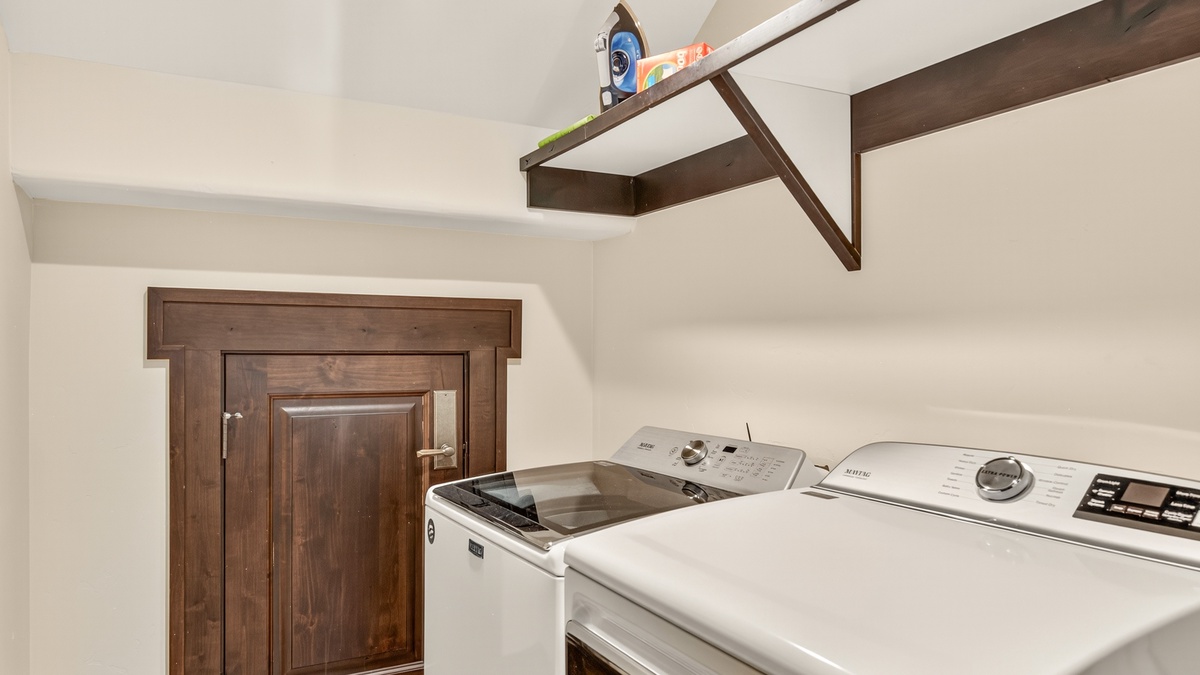 Laundry Room, Lower Level