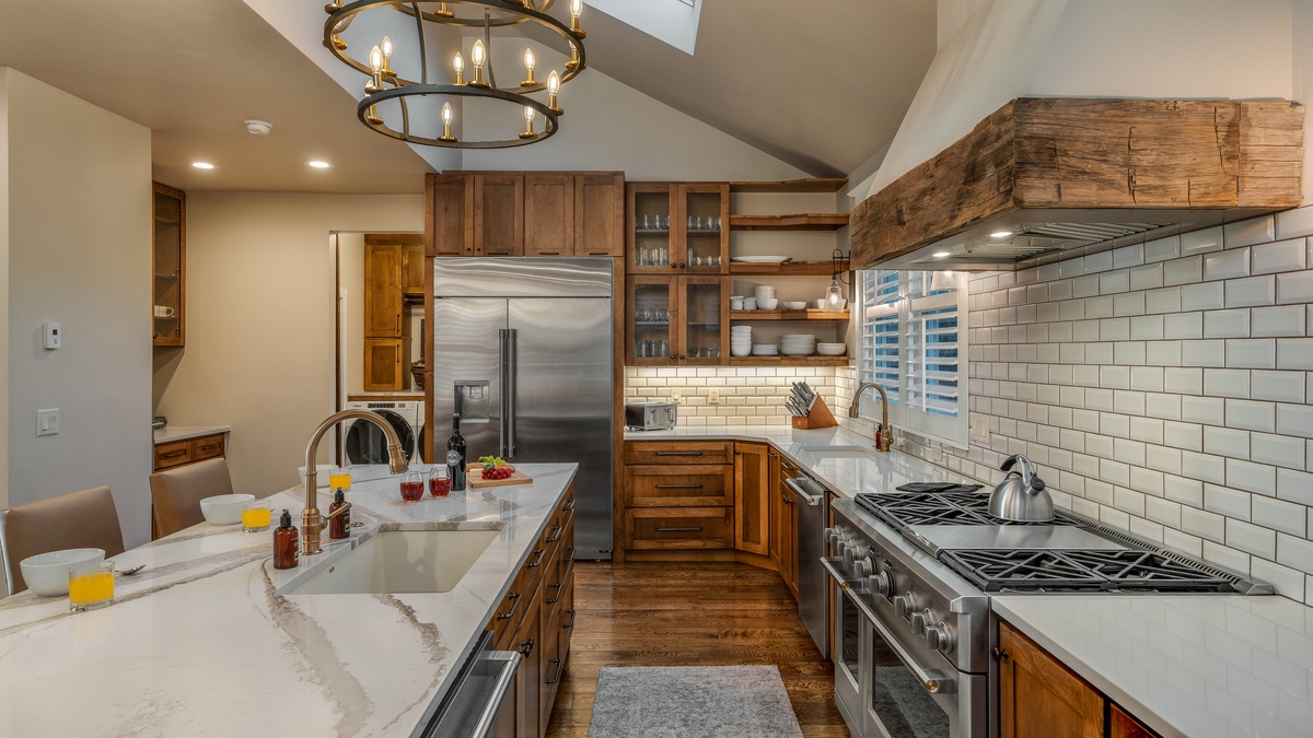 Beautiful kitchen outfitted with all of your needs
