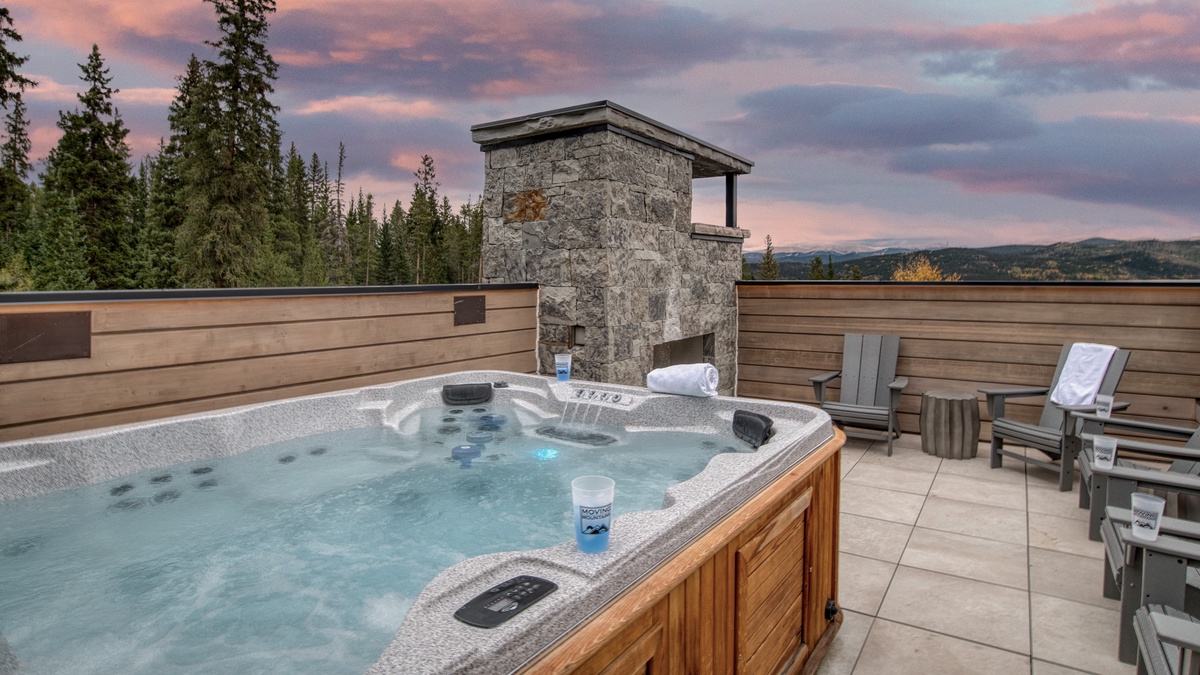 Hot Tub, Rooftop Deck Level - Private hot tub beside outdoor fireplace