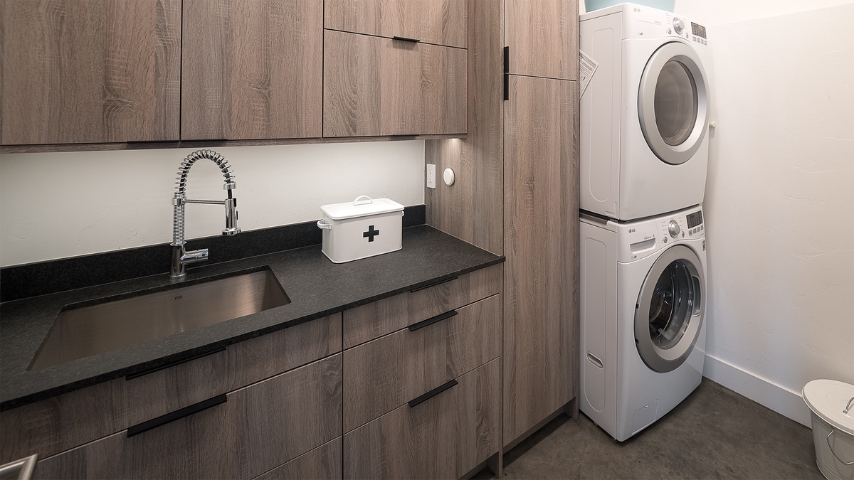 Laundry, Lower Level