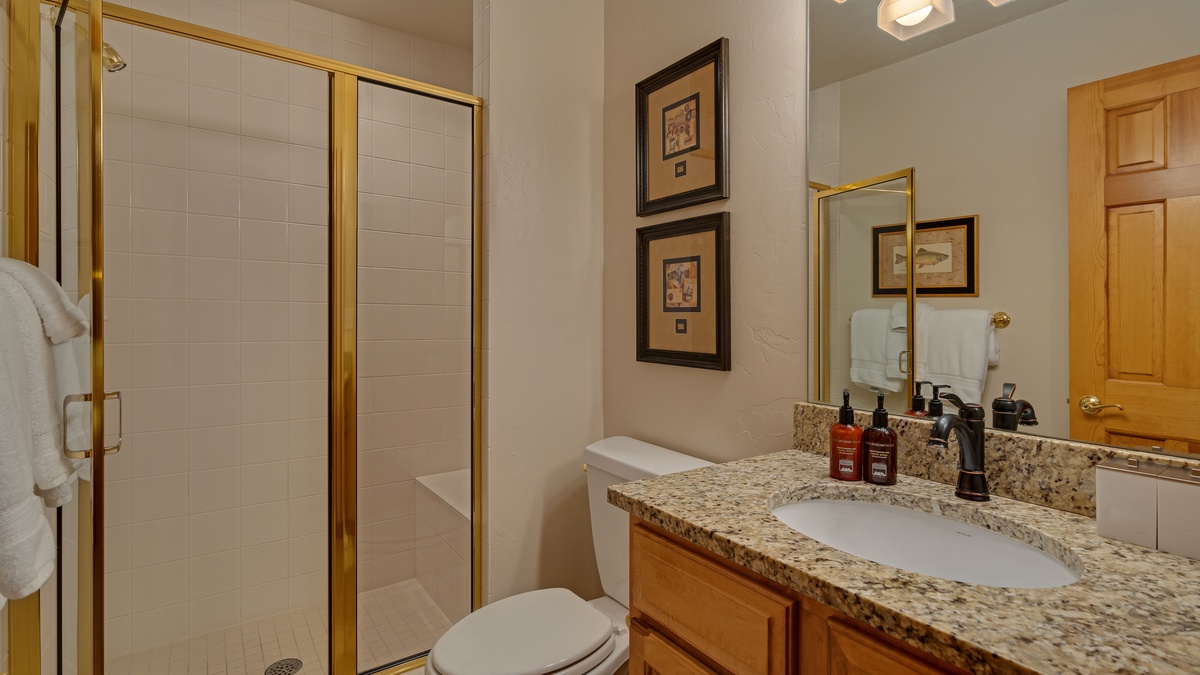 Bedroom 2, Upper Level - King ensuite on upper level