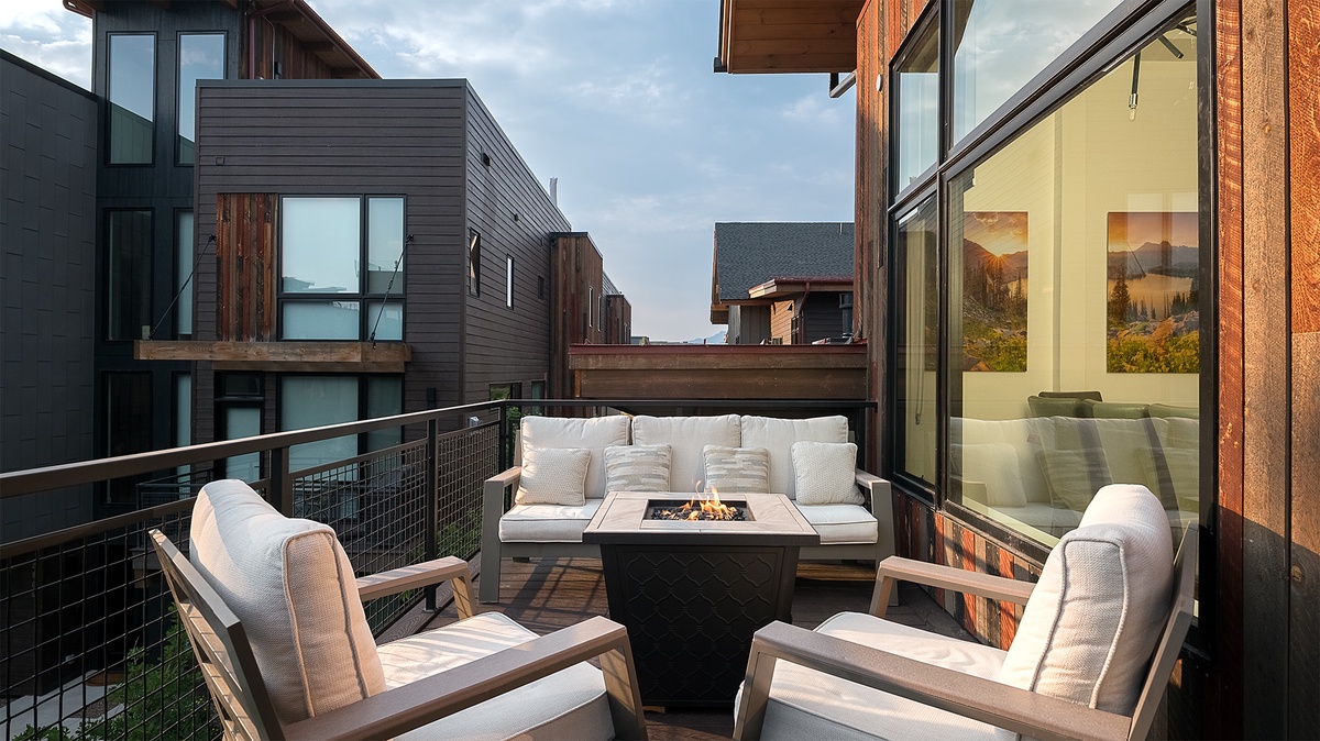 Deck, Main Level - Outdoor seating with fire table